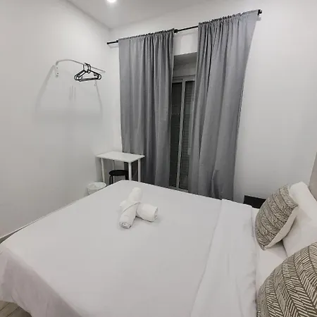 Guest house Ayz Silvela - Auto Check-in *