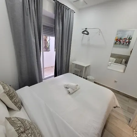 Ayz Silvela - Auto Check-in * Malaga